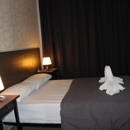 Bcn Condal Hostal Barcelona Ngoại thất bức ảnh