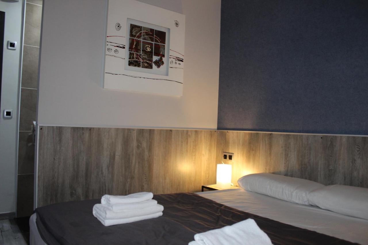 Bcn Condal Hostal Barcelona Ngoại thất bức ảnh