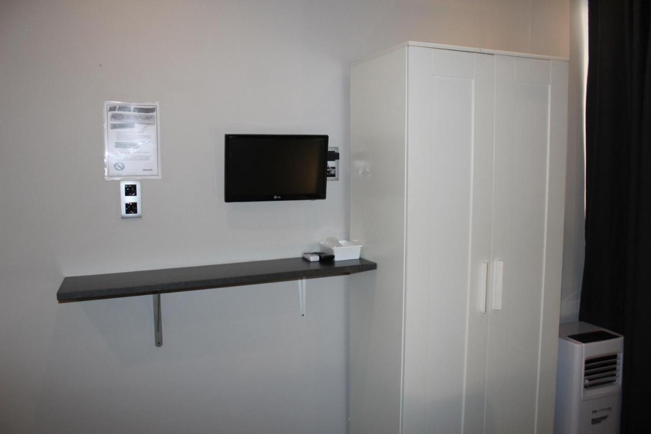 Bcn Condal Hostal Barcelona Ngoại thất bức ảnh
