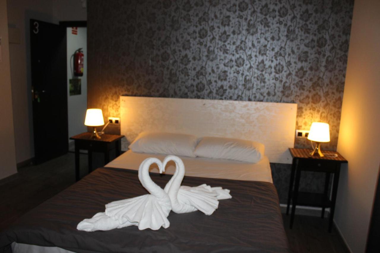 Bcn Condal Hostal Barcelona Ngoại thất bức ảnh
