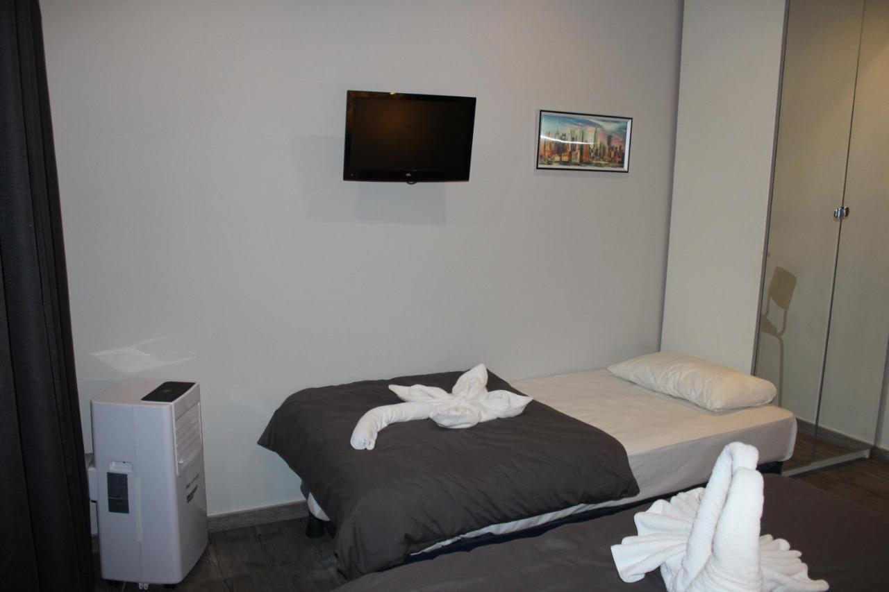 Bcn Condal Hostal Barcelona Ngoại thất bức ảnh