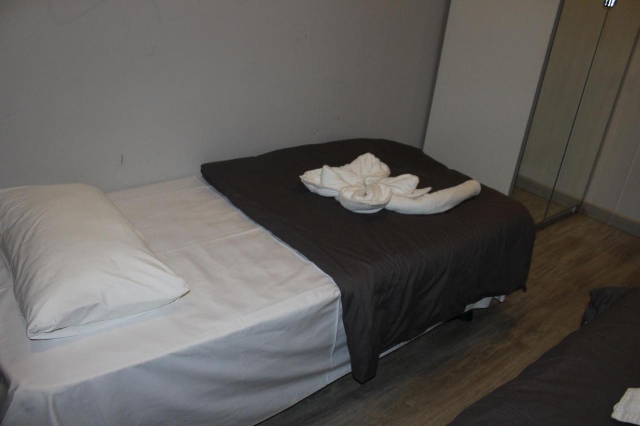 Bcn Condal Hostal Barcelona Ngoại thất bức ảnh