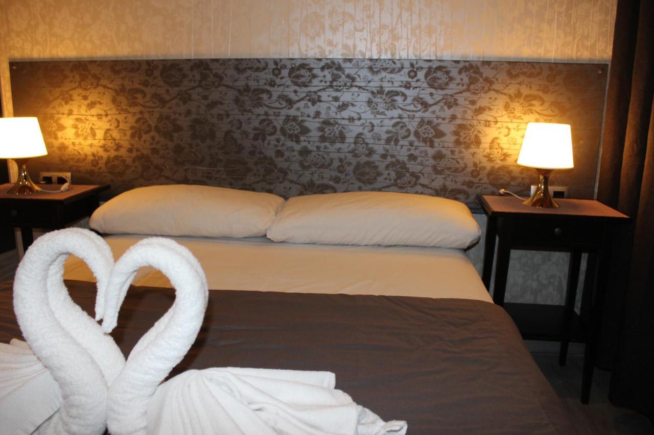 Bcn Condal Hostal Barcelona Ngoại thất bức ảnh