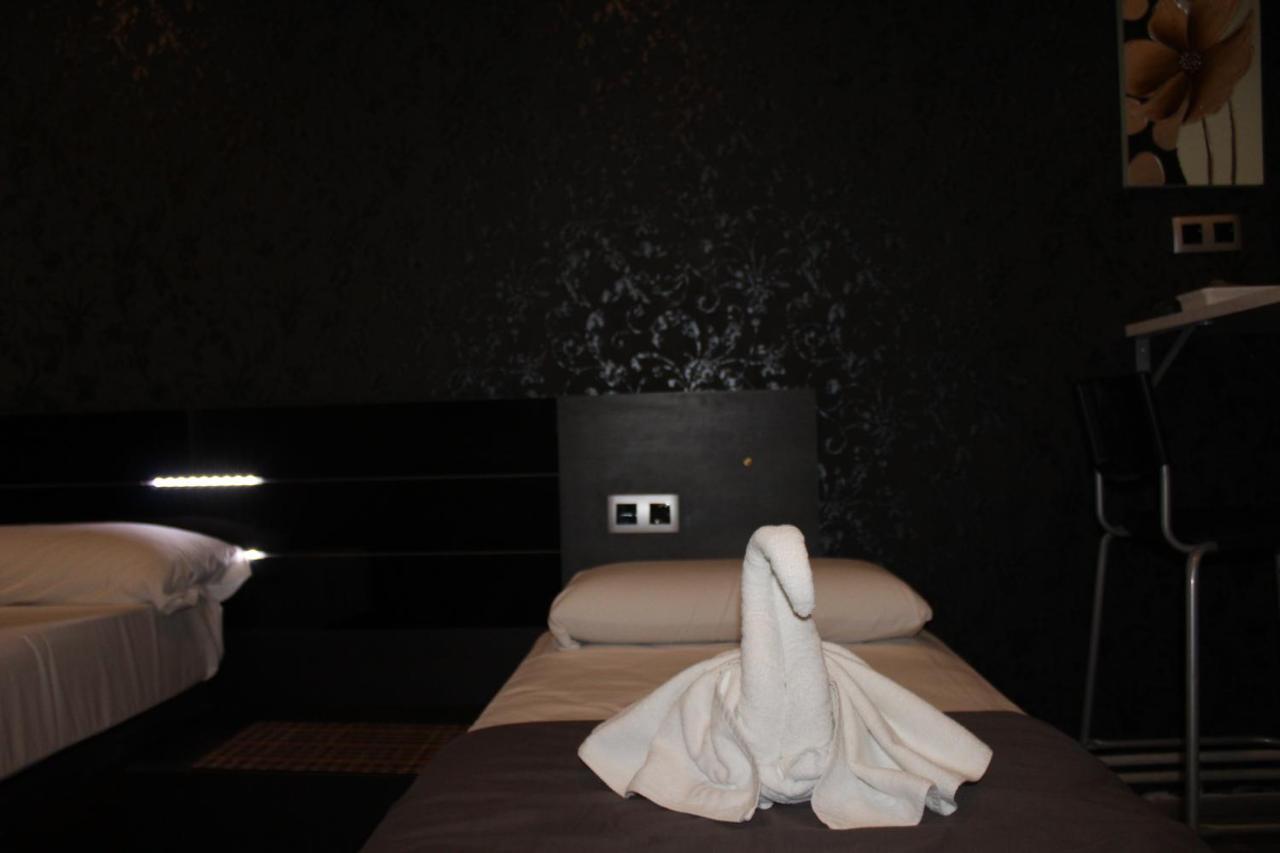Bcn Condal Hostal Barcelona Ngoại thất bức ảnh