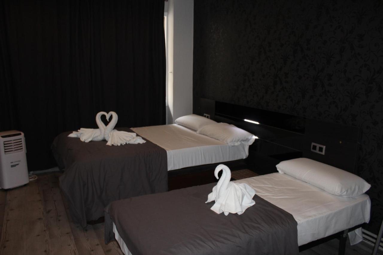 Bcn Condal Hostal Barcelona Ngoại thất bức ảnh
