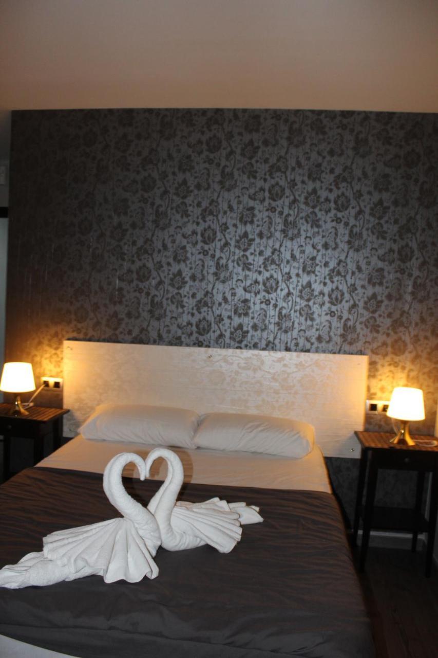 Bcn Condal Hostal Barcelona Ngoại thất bức ảnh