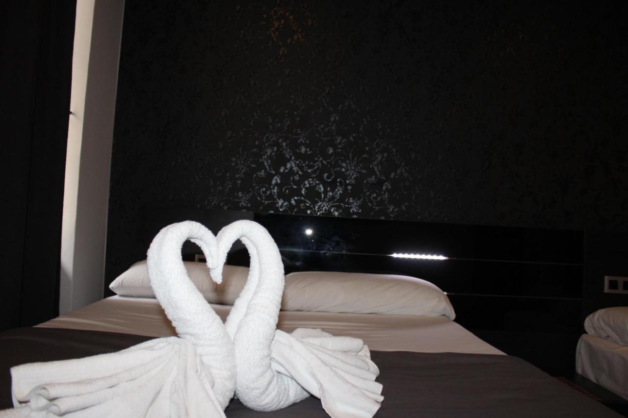 Bcn Condal Hostal Barcelona Ngoại thất bức ảnh