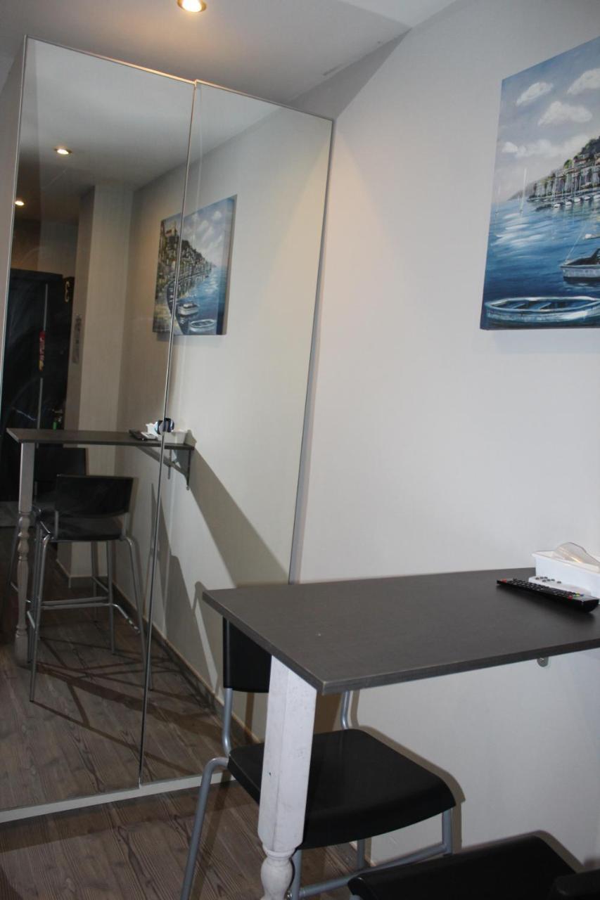 Bcn Condal Hostal Barcelona Ngoại thất bức ảnh