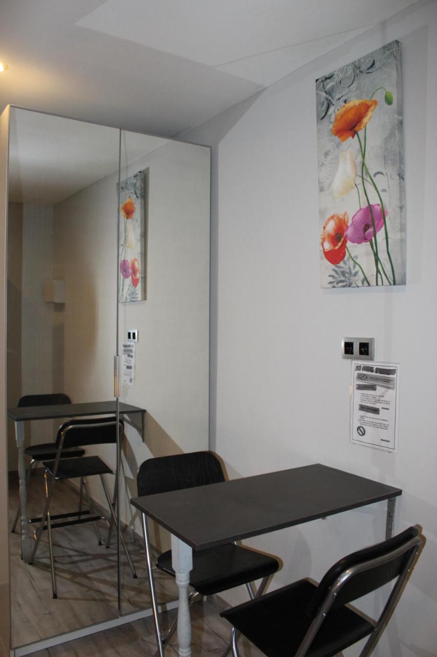 Bcn Condal Hostal Barcelona Ngoại thất bức ảnh
